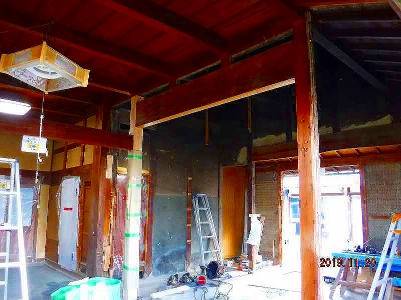 構造・丸太梁・差し鴨居加工